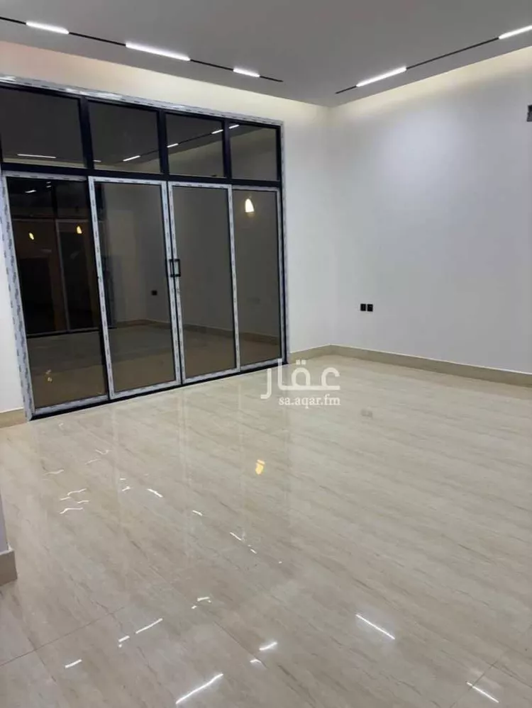 فيلا للبيع في شارع الجنادرية ، الرياض ، منطقة الرياض