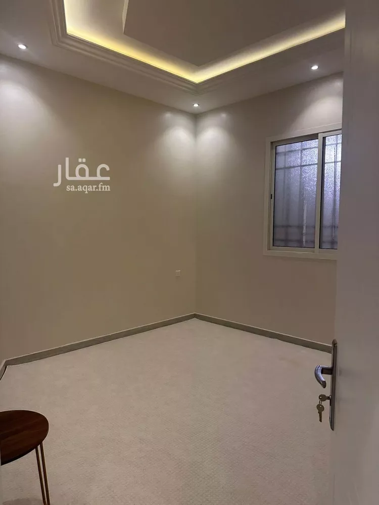 فيلا للبيع في شارع فؤاد محمد عمر توفيق, حي المهدية, مدينة الرياض, منطقة الرياض صورة 4