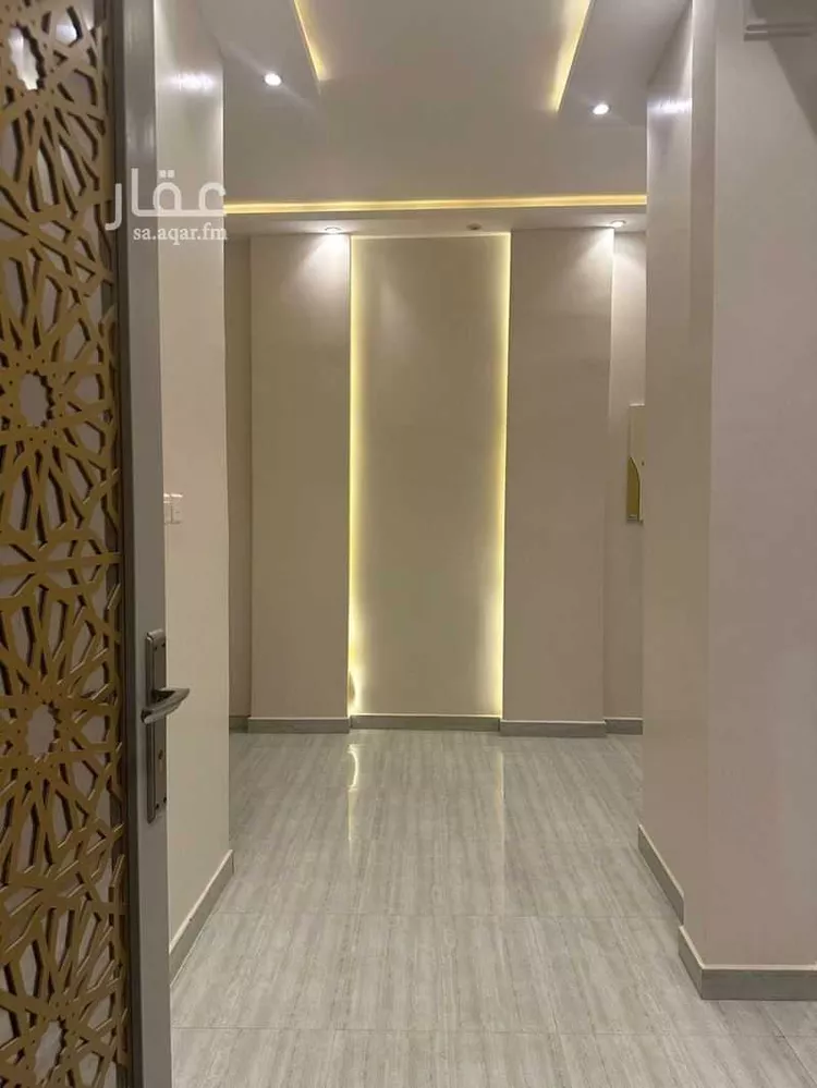 فيلا للبيع في شارع فؤاد محمد عمر توفيق, حي المهدية, مدينة الرياض, منطقة الرياض صورة 2