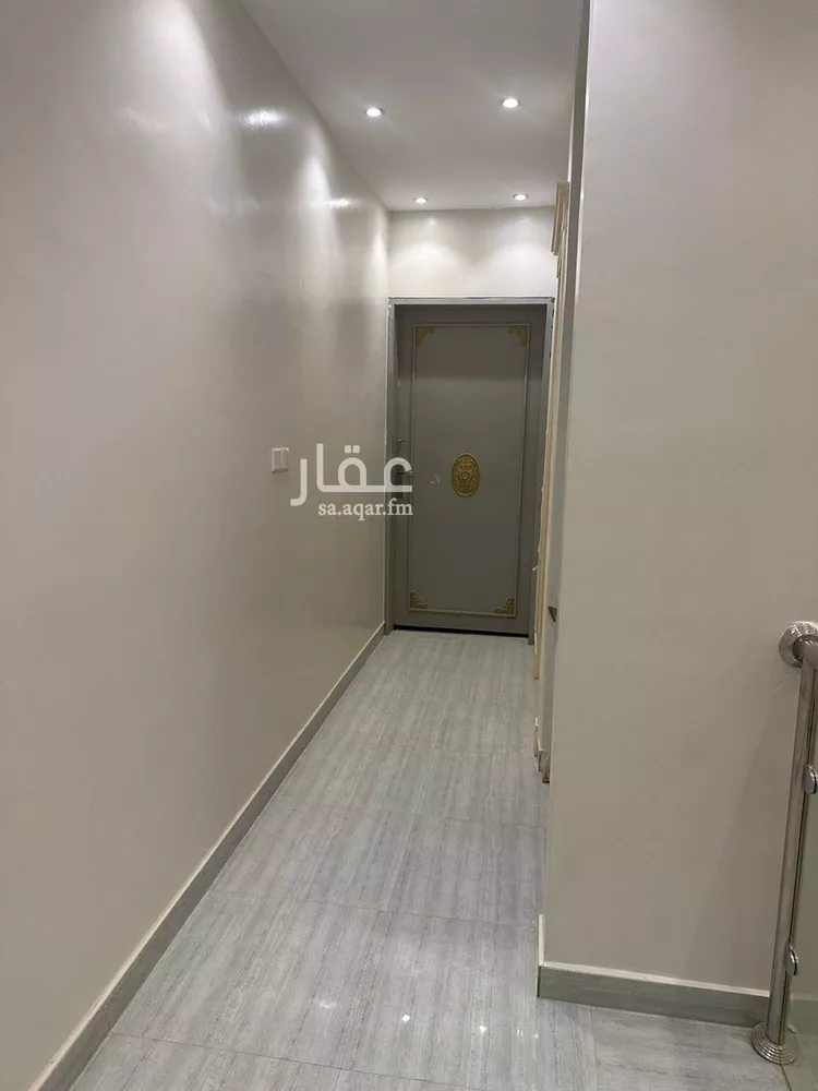 فيلا للبيع في شارع فؤاد محمد عمر توفيق, حي المهدية, مدينة الرياض, منطقة الرياض 13