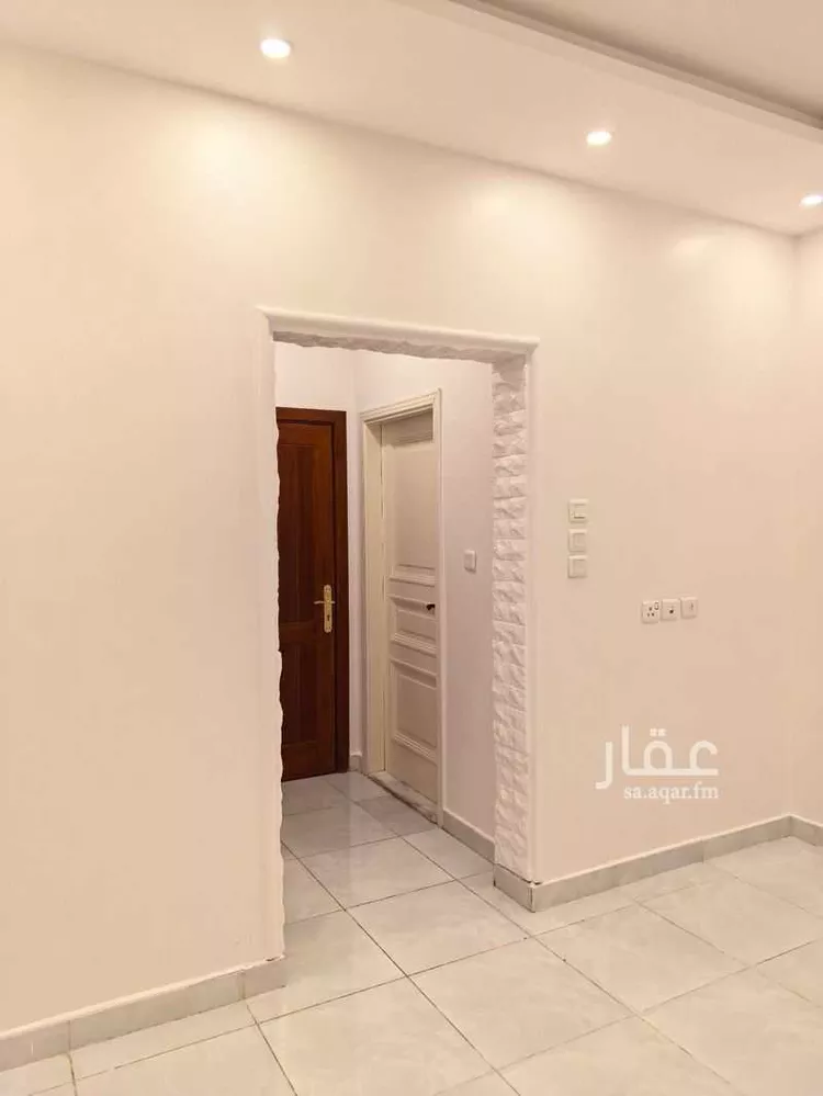 شقة للإيجار في شارع محمد بن اسحاق منده, حي المنار, مدينة جدة, منطقة مكة المكرمة صورة 3