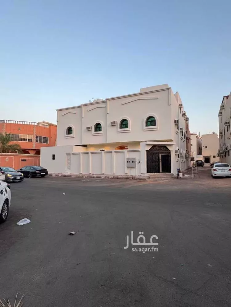 عمارة للبيع في شارع ابن الجابي المسروري, حي البركة, مدينة المدينة المنورة, منطقة المدينة المنورة
