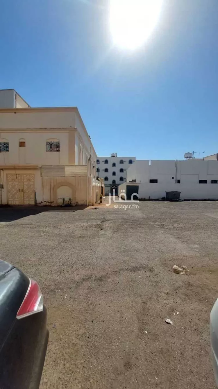 عمارة للبيع في شارع ممر مشاه 2572, حي العزيزية, مدينة المدينه المنوره, منطقة المدينة المنورة صورة 2