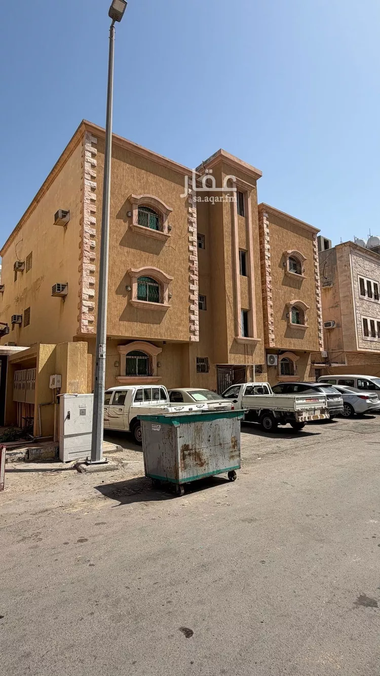 عمارة للبيع في شارع 15أ, حي الزهور, مدينة الدمام, المنطقة الشرقية صورة 3