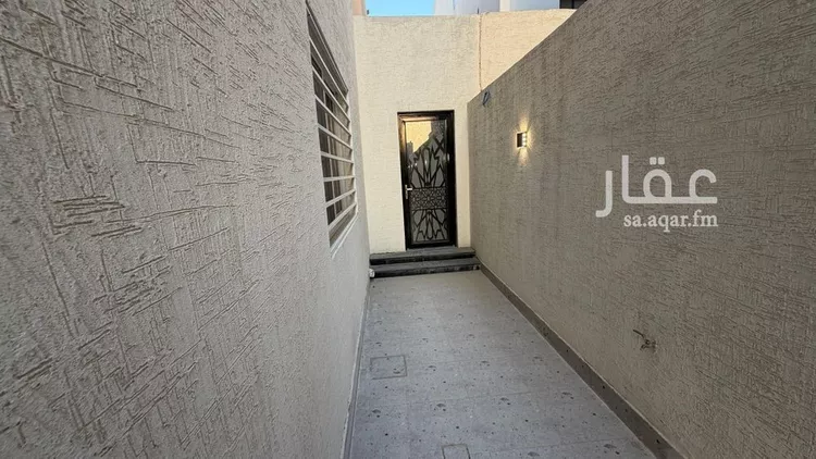 فيلا للبيع في شارع المقداد بن عمرو, حي الشراع, مدينة الخبر, المنطقة الشرقية صورة 4