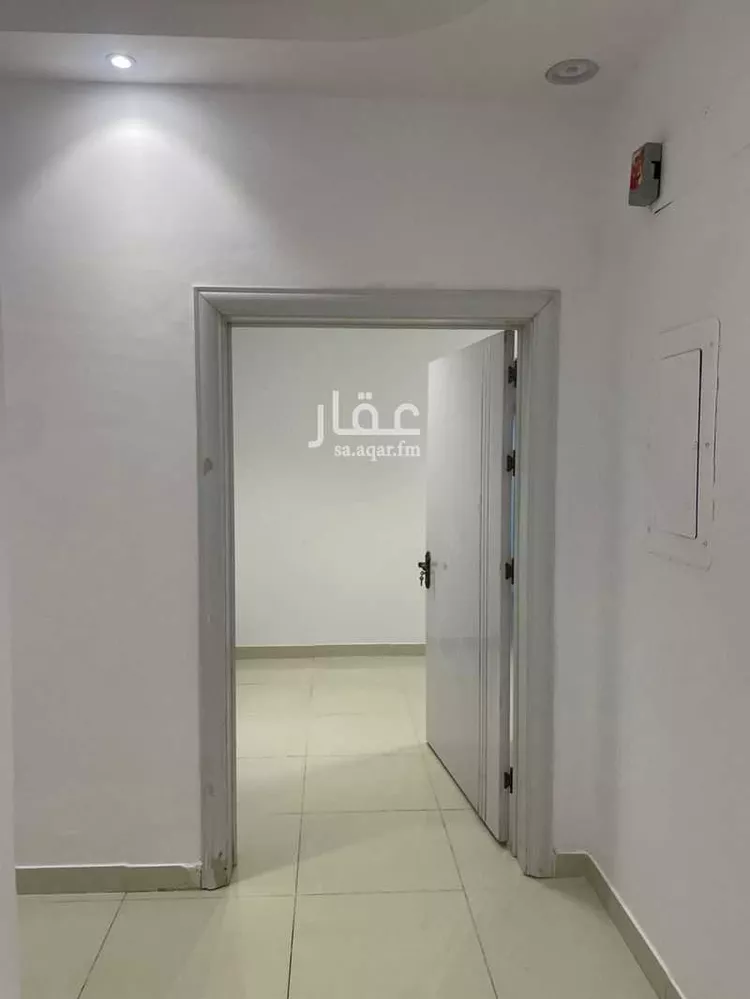 شقة للإيجار في شارع عوف بن حاجر الازدي ، حي مريخ ، جدة ، جدة صورة 5