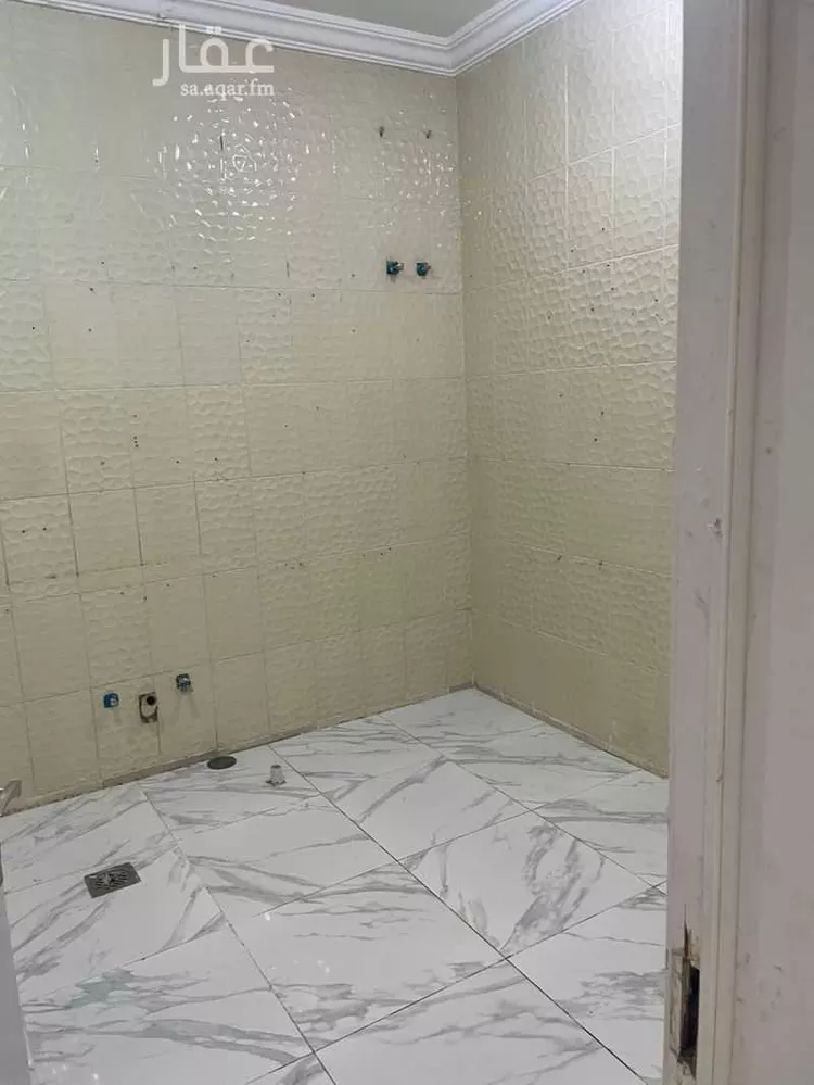 شقة للإيجار في شارع عوف ابن حاجر الازدي ، حي مريخ ، جدة ، جدة صورة 3