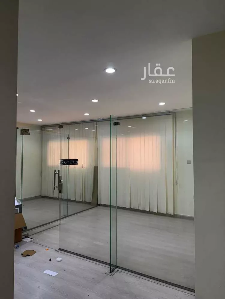 مكتب تجاري للإيجار في شارع سعود بن عبدالعزيز بن محمد, حي المرسلات, مدينة الرياض, منطقة الرياض صورة 3