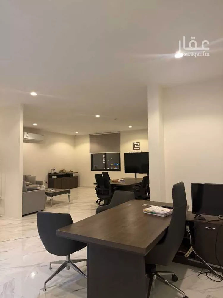 Commercial Office for Rent in Riyadh An Nuzhah صورة 5