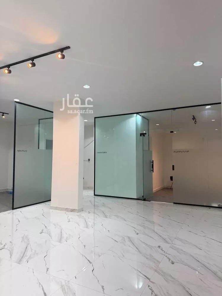 عمارة للإيجار في شارع طريق عثمان ابن عفان, حي النزهة, مدينة الرياض, منطقة الرياض صورة 2