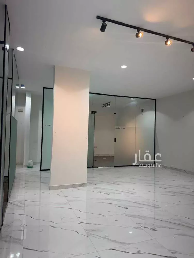 عمارة للإيجار في شارع طريق عثمان ابن عفان, حي النزهة, مدينة الرياض, منطقة الرياض صورة 5