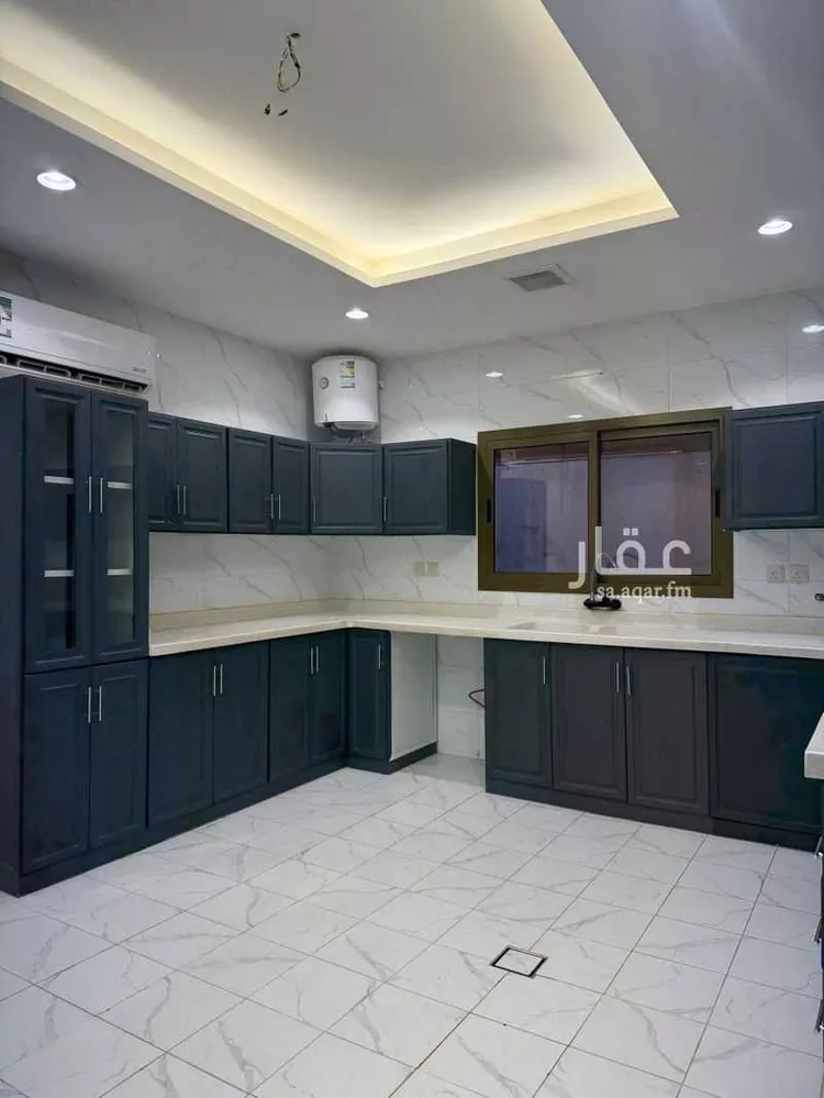 Floor for Rent in Riyadh Al Wadi
