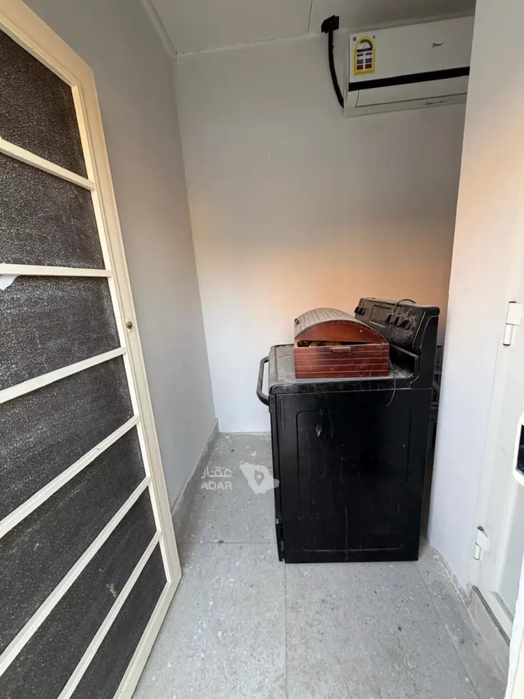 Room for Rent in Riyadh Al Arid