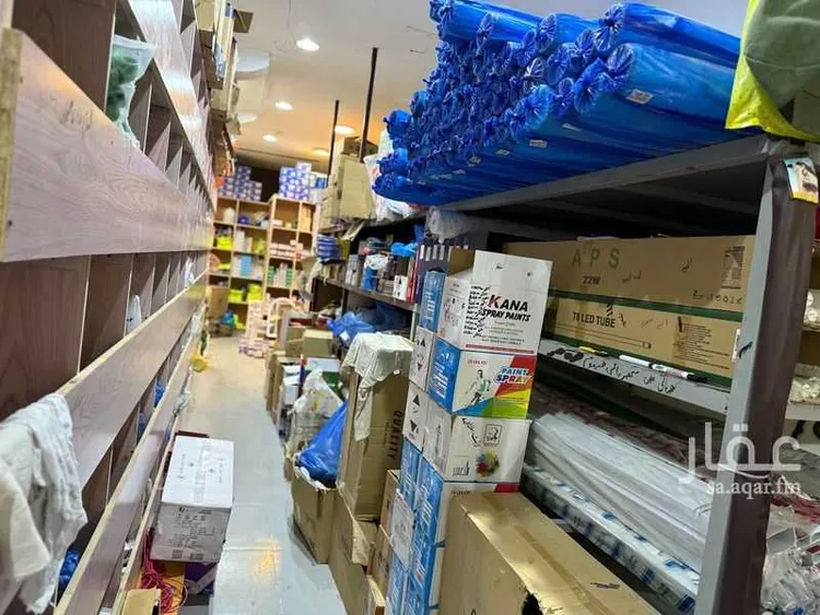 محل للإيجار في شارع الشيخ حسن بن حسين بن علي ، حي قرطبة ، الرياض ، منطقة الرياض صورة 4