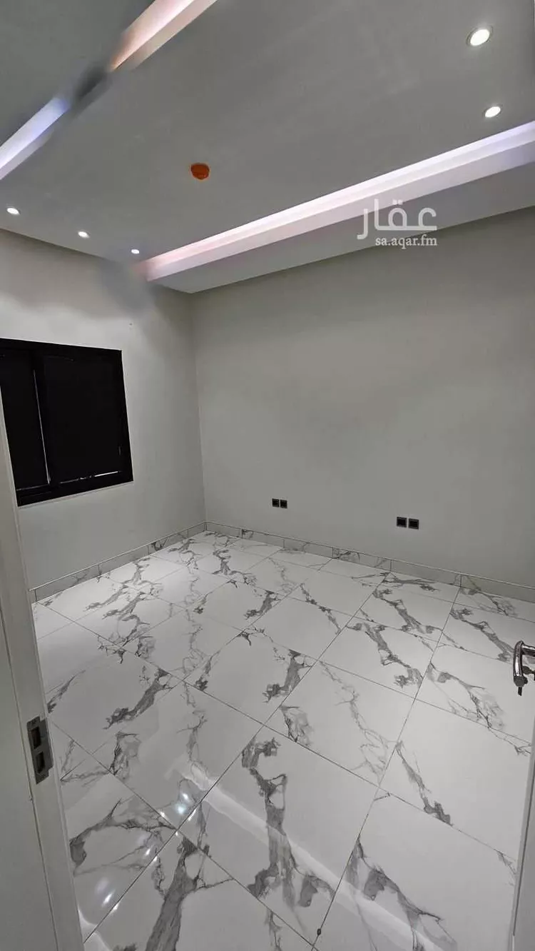 شقة للبيع في شارع الفوانيس, حي عرقة, مدينة الرياض, منطقة الرياض 8