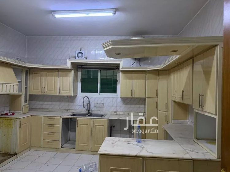 فيلا للبيع في شارع القرين, حي إشبيلية, مدينة الرياض, منطقة الرياض 17