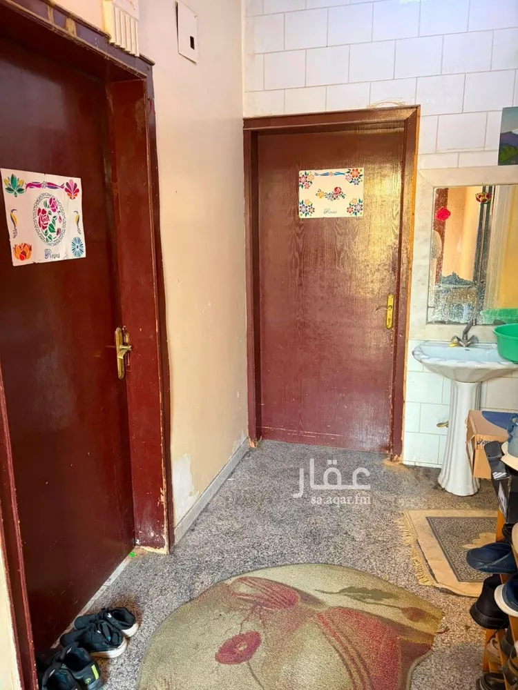 فيلا للبيع في شارع شهيد الدين ثم الوطن عبدالمغنى عواض الث, حي الشهداء, مدينة الرياض, منطقة الرياض 15