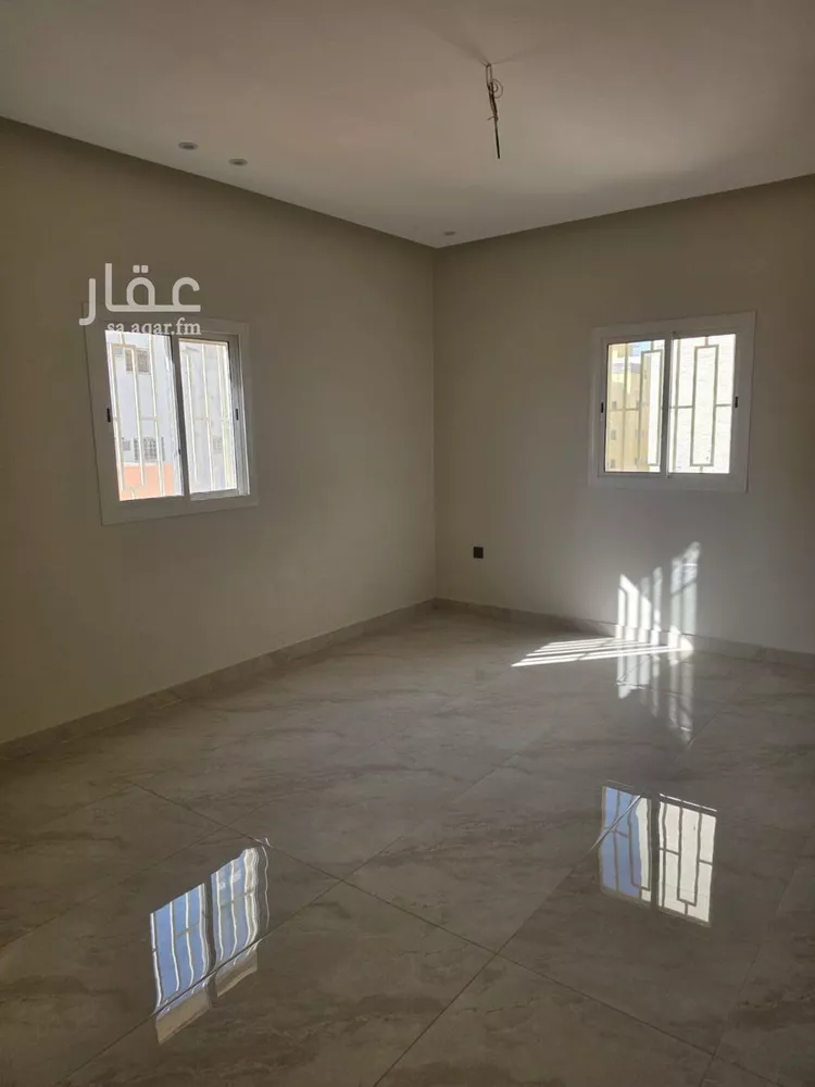 شقة للإيجار في شارع ابو العباس احمد الفرغاني, حي الحلقة الغربية, مدينة الطائف, منطقة مكة المكرمة صورة 5