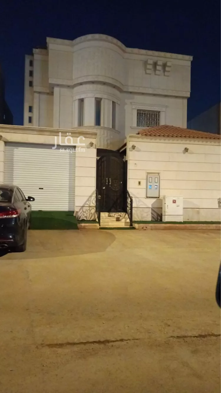 فيلا للبيع في شارع ابن الطراح, حي العريجاء الغربي, مدينة الرياض, منطقة الرياض