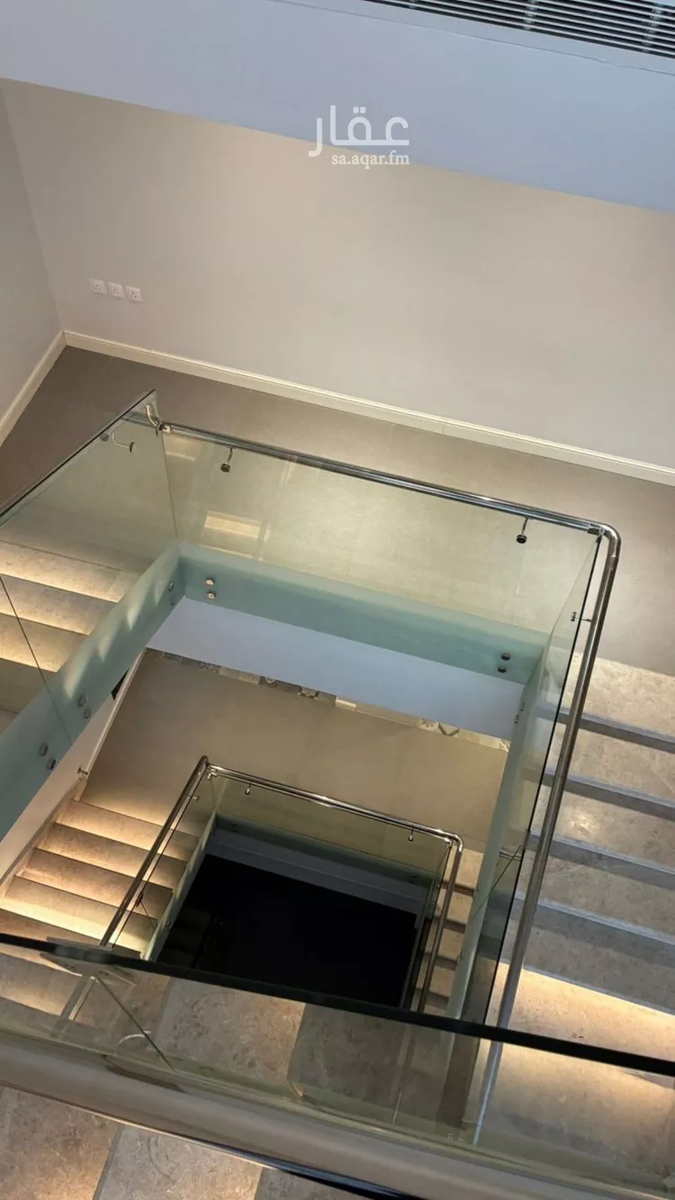 فيلا للبيع في شارع تاج الدين الكندي, حي العارض, مدينة الرياض, منطقة الرياض صورة 2