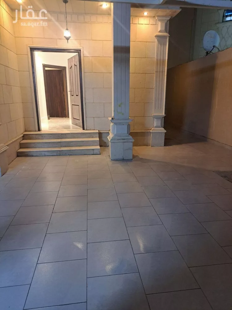 فيلا للإيجار في شارع البلدة, حي الحمراء, مدينة الرياض, منطقة الرياض صورة 2