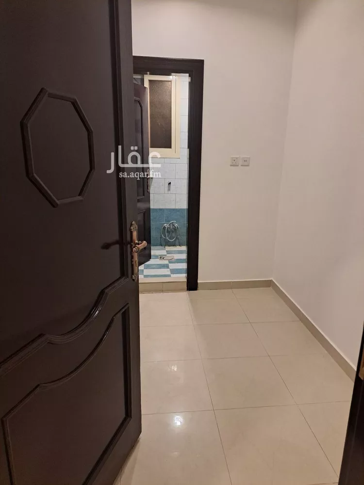 شقة للإيجار في شارع جرير بن عبدالله البجلي, حي مغرزات, مدينة الرياض, منطقة الرياض صورة 2