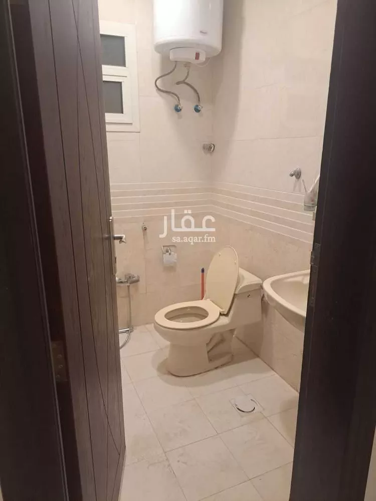 Floor for Rent in Riyadh Al Hamra 8