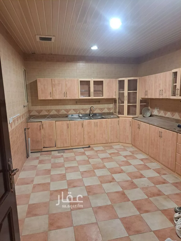 شقة للإيجار في شارع جرير بن عبدالله البجلي, حي مغرزات, مدينة الرياض, منطقة الرياض صورة 5