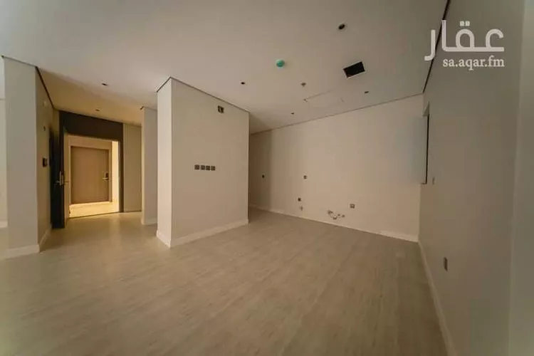 شقة للإيجار في شارع سيف بن عزاز, حي المعيزيلة, مدينة الرياض, منطقة الرياض 9