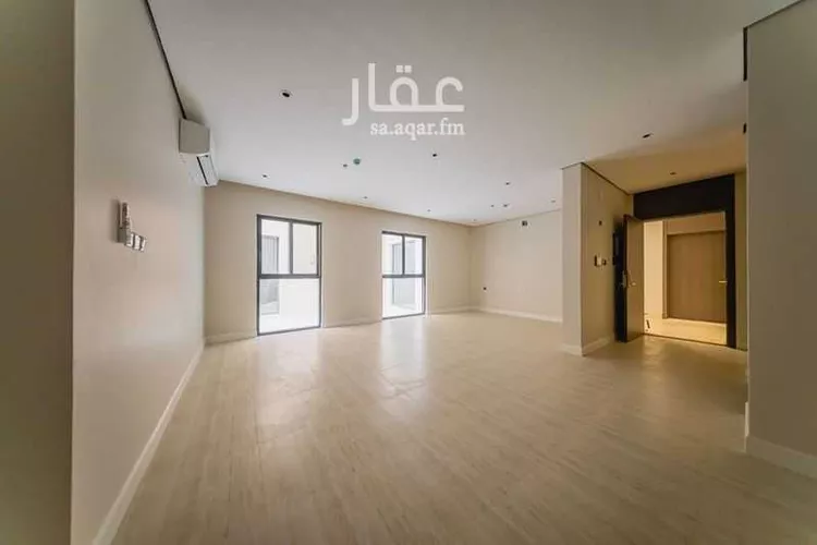 شقة للإيجار في شارع سيف بن عزاز, حي المعيزيلة, مدينة الرياض, منطقة الرياض صورة 3