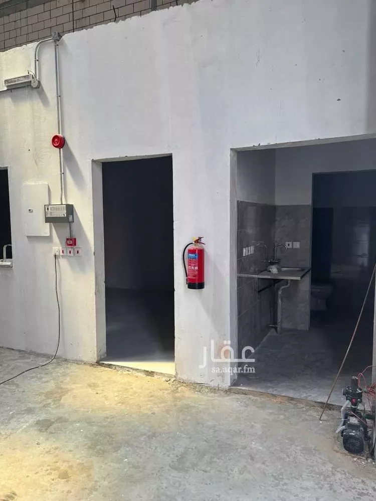 Warehouse for Rent in Riyadh Al Faisaliyah 9