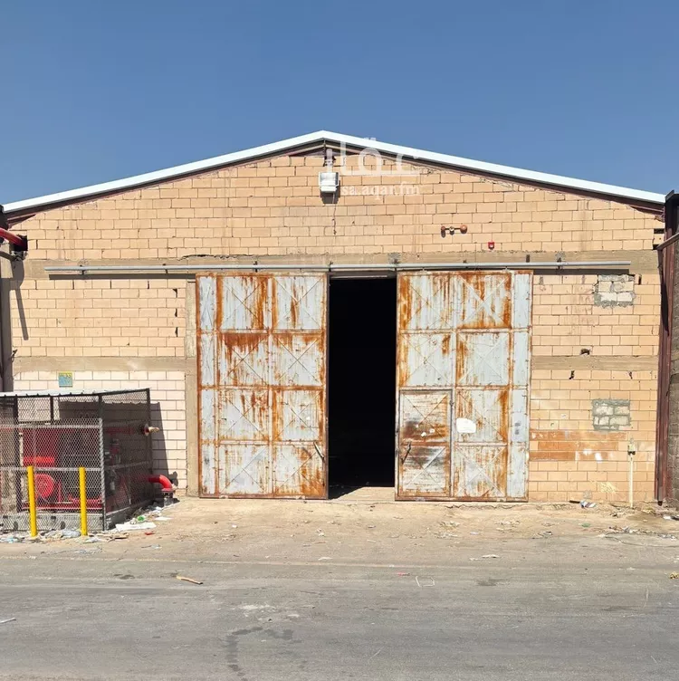 مستودع للإيجار في شارع شريح بن عبيد, حي الفيصلية, مدينة الرياض, منطقة الرياض