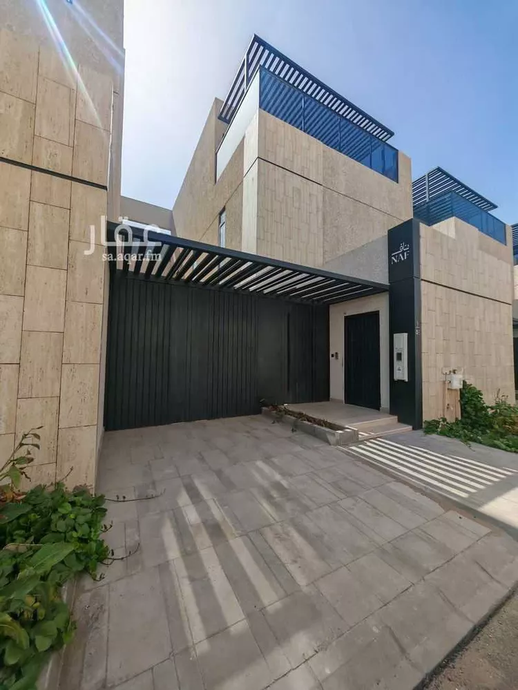 فيلا للبيع في شارع حى عين الخيف, حي عين الخيف, مدينة المدينة المنورة, منطقة المدينة المنورة