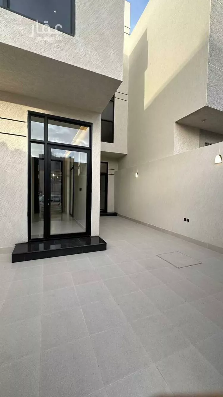 فيلا للبيع في شارع مكحول الازدي, حي الملك فهد, مدينة المدينة المنورة, منطقة المدينة المنورة صورة 2