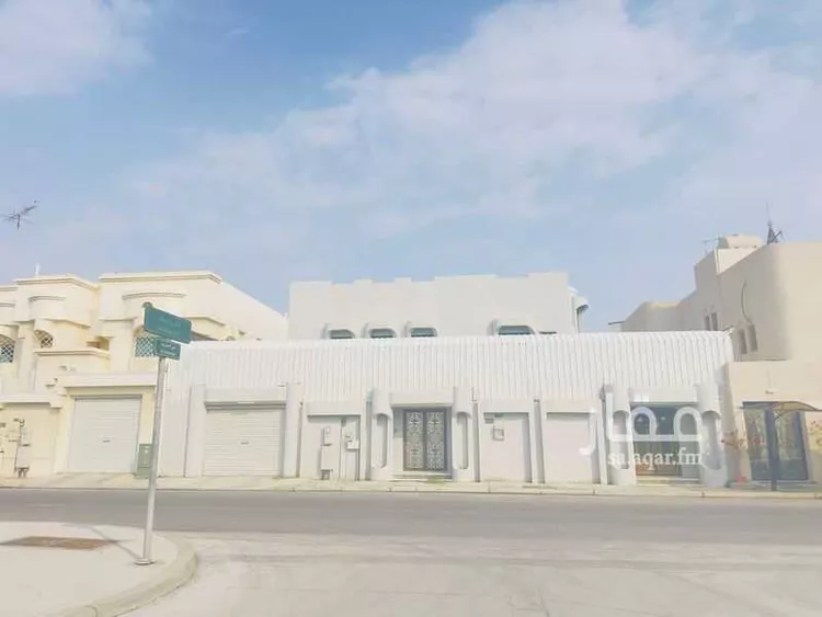 فيلا للإيجار في شارع 27ب, حي العقربية, مدينة الخبر, المنطقة الشرقية