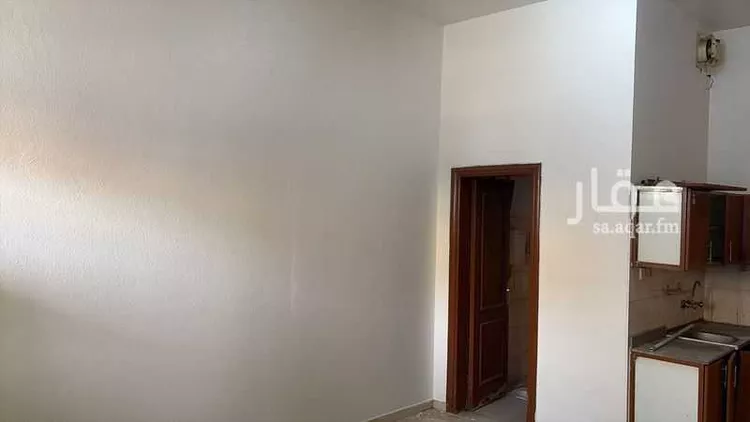 شقة للإيجار في شارع الامير عبدالله ابن عبدالرحمن, حي ظهرة العودة شرق, مدينة الدرعية, منطقة الرياض