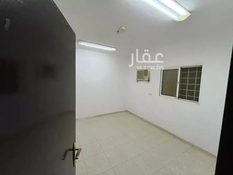 شقة للإيجار في شارع محمد بن عبدالرحمن بن مسيند, حي العاصمة, مدينة الدرعية, منطقة الرياض صورة 4