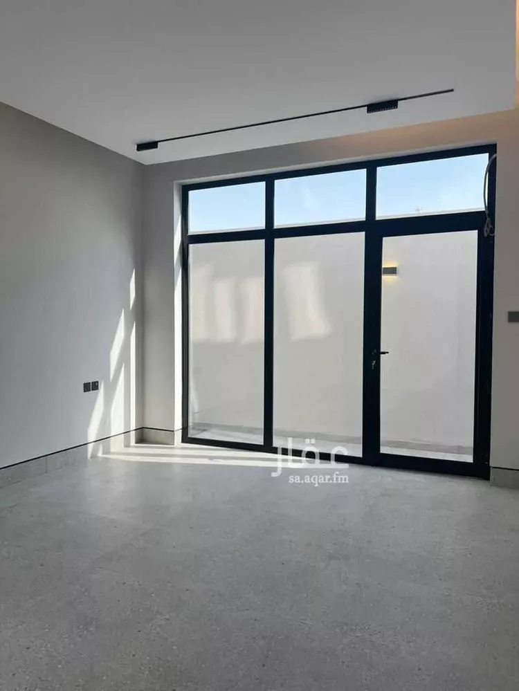 دور للبيع في شارع رقم 554, حي النرجس, مدينة الرياض, منطقة الرياض صورة 3