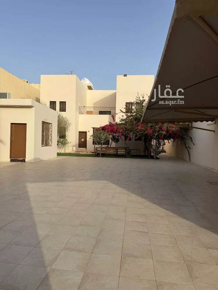 Villa for Sale in Riyadh Al Qirawan