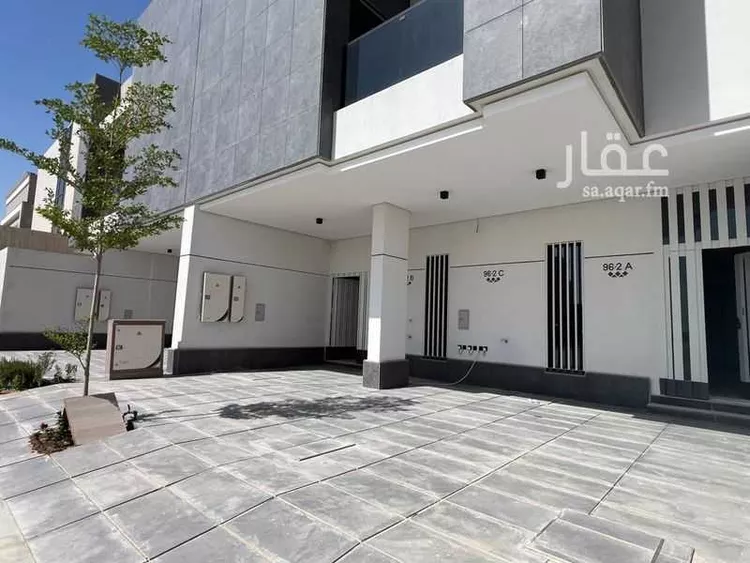 Floor for Sale in Riyadh Al Qirawan صورة 2