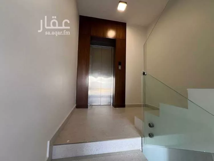 Floor for Sale in Riyadh Al Qirawan 8