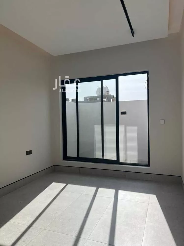 دور للبيع في شارع رقم 554, حي النرجس, مدينة الرياض, منطقة الرياض صورة 4