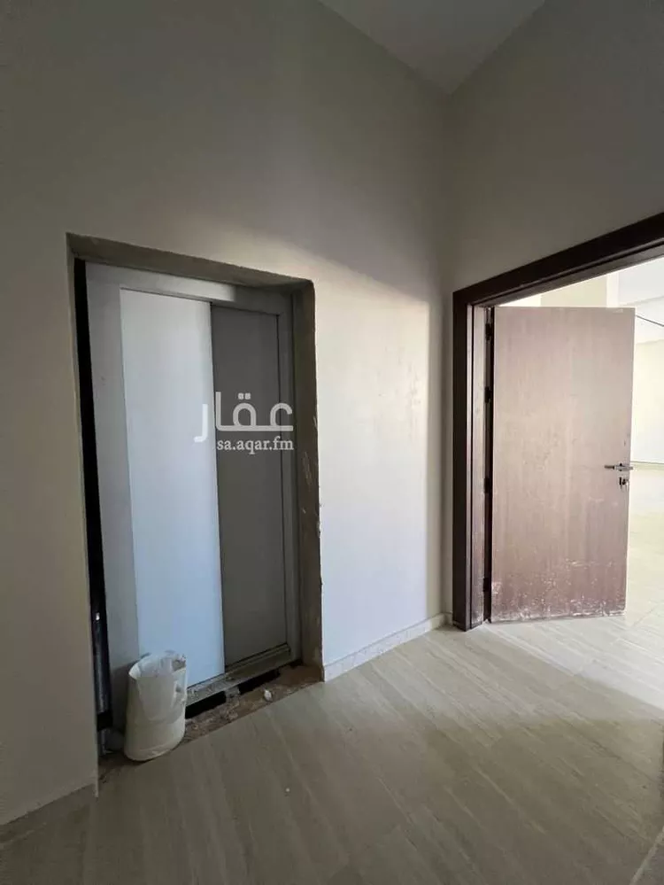 دور للبيع في شارع سعد بن المنذر, حي السويدي الغربي, مدينة الرياض, منطقة الرياض صورة 3