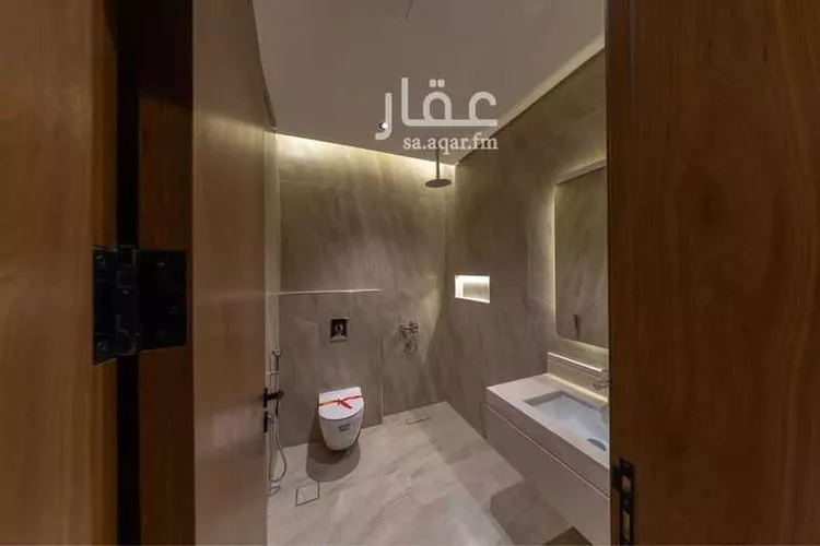 فيلا للبيع في شارع ابراهيم بن يزيد, حي القيروان, مدينة الرياض, منطقة الرياض 6
