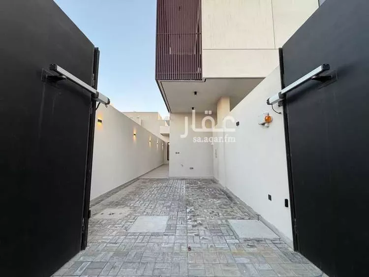 دور للبيع في شارع رقم 554, حي النرجس, مدينة الرياض, منطقة الرياض 14