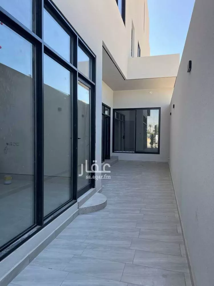 دور للبيع في شارع رقم 554, حي النرجس, مدينة الرياض, منطقة الرياض صورة 5