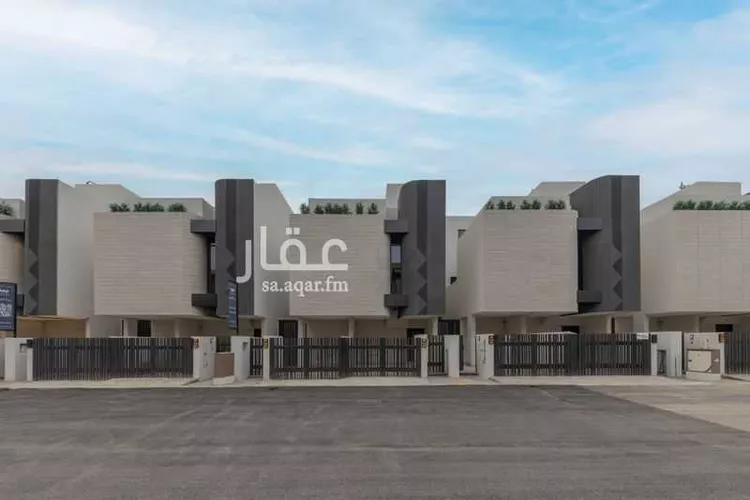 دور للبيع في شارع ابراهيم بن يزيد, حي القيروان, مدينة الرياض, منطقة الرياض