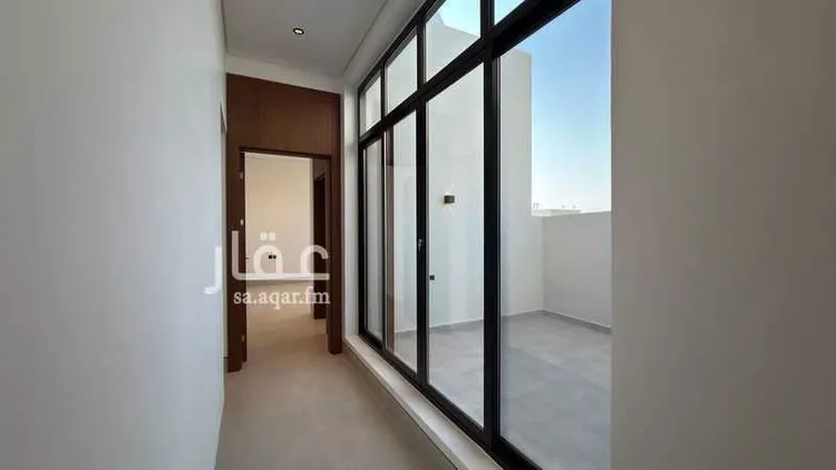 دور للبيع في شارع المجدل, حي الوادي, مدينة الرياض, منطقة الرياض صورة 4