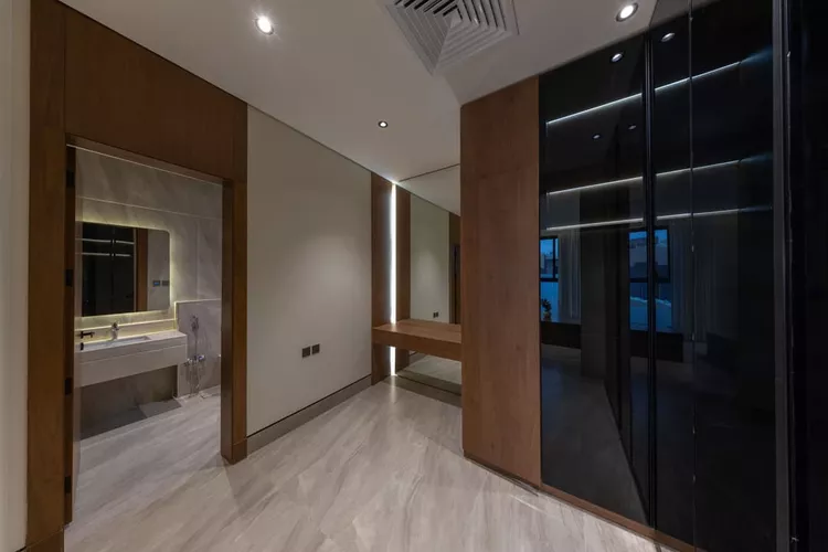 Floor for Sale in Riyadh Al Qirawan 11