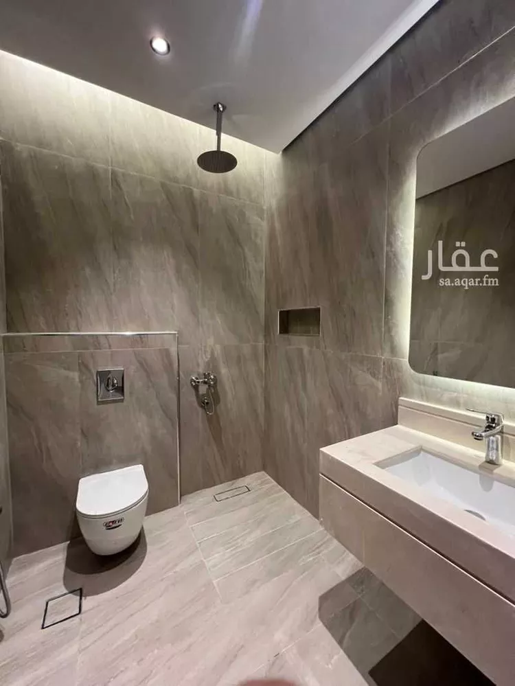 دور للبيع في شارع الجحاف بن حكيم السلمي, حي القيروان, مدينة الرياض, منطقة الرياض صورة 3